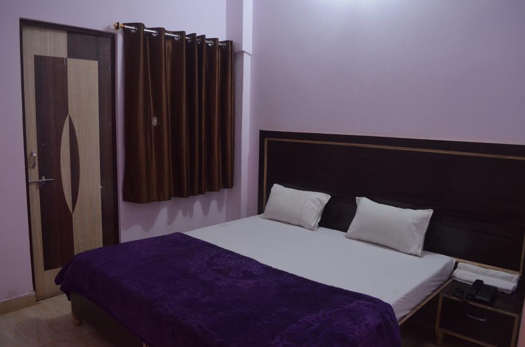 Assi River Guest House Varanasi Cameră foto